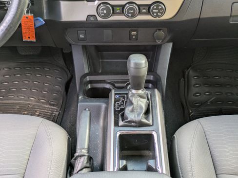 Used 2019 Toyota Tacoma SR5 image 18