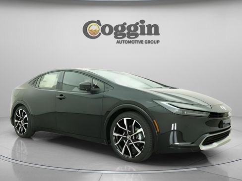 New 2026 Toyota Prius Plug-In Hybrid image 25