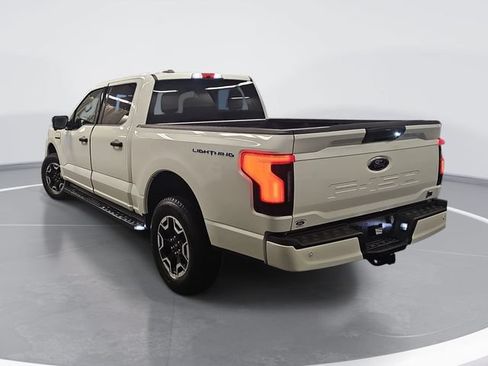 Certified 2023 Ford F150 Lightning XLT AWD/4WD image 5