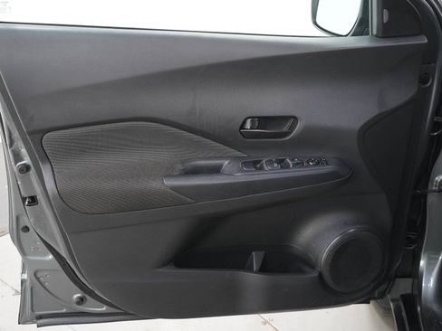 Used 2020 Nissan Kicks S FWD image 19