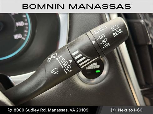 Used 2023 Chevrolet Traverse LT image 22