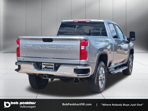 Used 2025 Chevrolet Silverado 2500 LT AWD/4WD image 25
