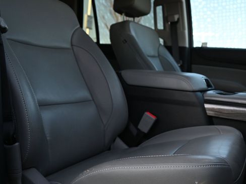 Used 2020 Chevrolet Tahoe LT image 34