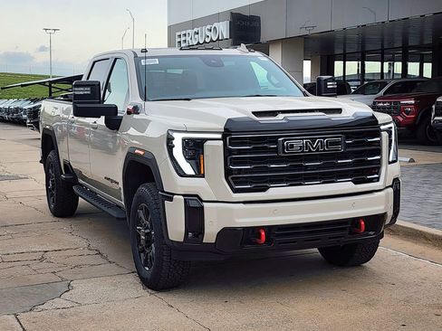 New 2026 GMC Sierra 2500 AT4 w/ AT4 Premium Plus Package AWD/4WD image 1
