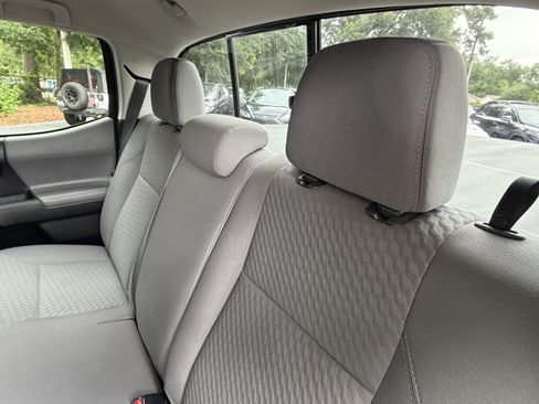Used 2020 Toyota Tacoma SR w/ SR Convenience Package RWD image 34