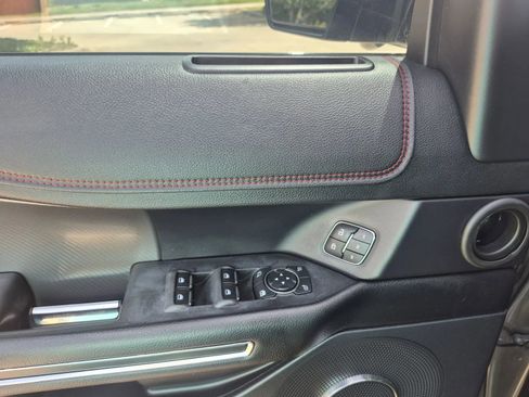 Used 2021 Ford Expedition Max Limited AWD/4WD image 14