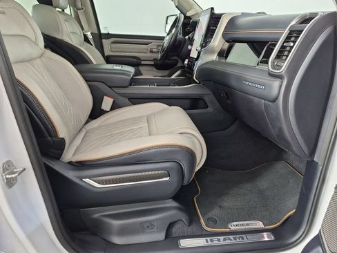 Used 2025 RAM 1500 Tungsten AWD/4WD image 38