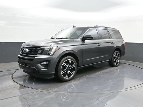 Used 2019 Ford Expedition Limited w/ Equipment Group 303A AWD/4WD image 34