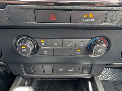 Used 2022 Nissan Frontier SV RWD image 15