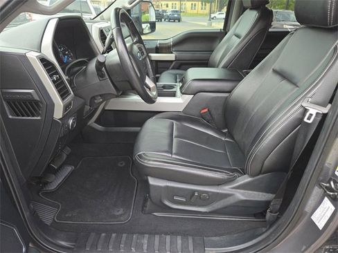 Used 2021 Ford F250 Lariat w/ Lariat Value Package image 31