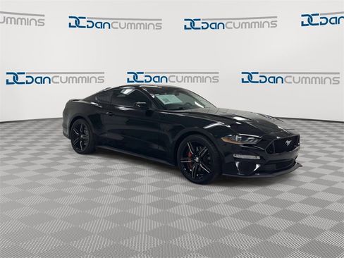 Used 2019 Ford Mustang GT Premium image 2