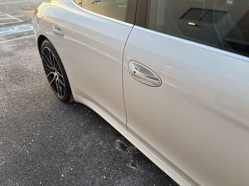 Used 2015 Porsche Panamera 4S image 19