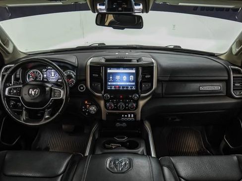 Used 2020 RAM 1500 Laramie AWD/4WD image 15