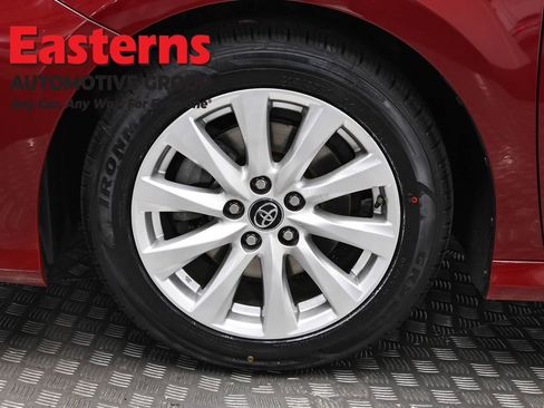 Used 2019 Toyota Camry LE FWD image 30