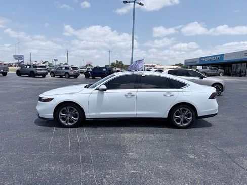 Used 2024 Honda Accord EX image 2