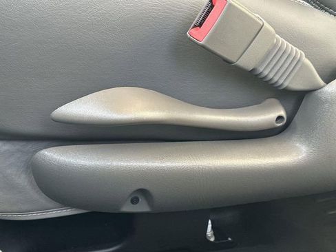 New 2025 GMC Savana 2500 w/ Driver Convenience Package image 19