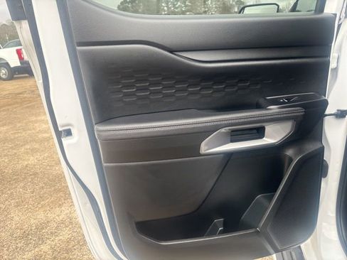 Used 2024 Ford Ranger XLT image 13