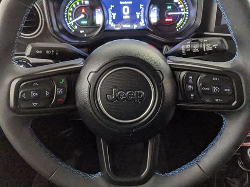 Used 2024 Jeep Wrangler Unlimited Rubicon 4xe AWD/4WD image 11