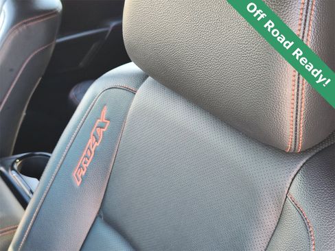 Used 2024 Nissan Titan PRO-4X w/ Pro-4x Convenience Package image 16