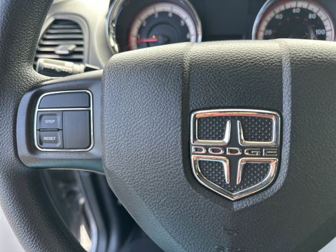 Used 2016 Dodge Grand Caravan American Value Package image 23