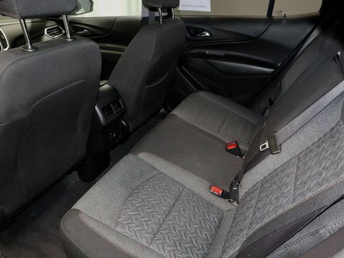 Used 2022 Chevrolet Equinox LT w/ Driver Convenience Package image 22