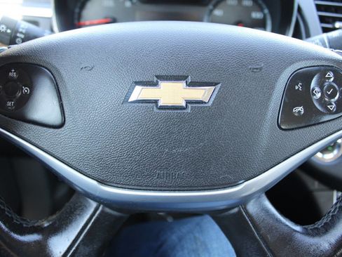 Used 2019 Chevrolet Impala LT image 15