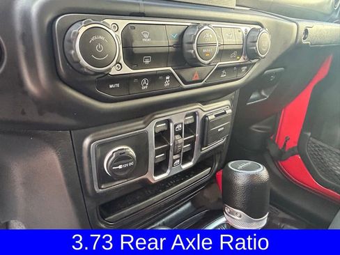 Used 2023 Jeep Gladiator Sport image 35