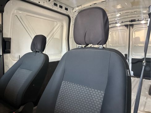 Used 2024 Ford Transit 250 148 Medium Roof RWD image 29