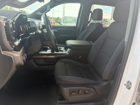 Used 2024 Chevrolet Silverado 1500 LT Trail Boss w/ Protection Package AWD/4WD image 13