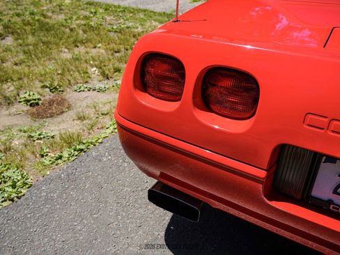 Used 1994 Chevrolet Corvette Convertible RWD image 68