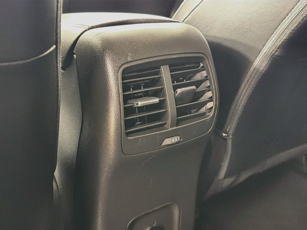 Used 2024 Ford Escape Platinum AWD/4WD image 25
