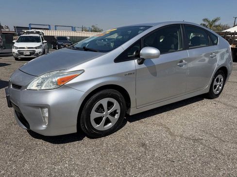Used 2013 Toyota Prius Two image 12