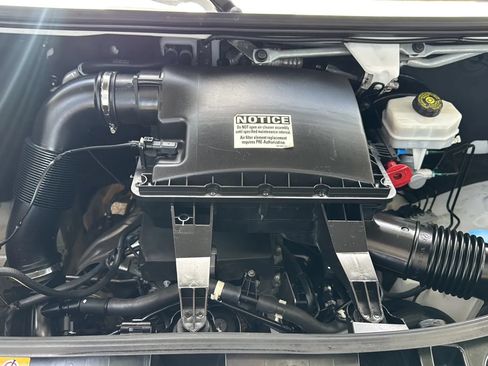 Used 2021 Freightliner Sprinter 2500 RWD image 44