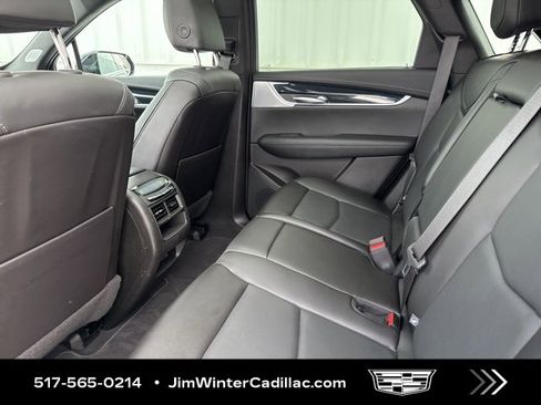 Certified 2025 Cadillac XT5 Premium Luxury image 33