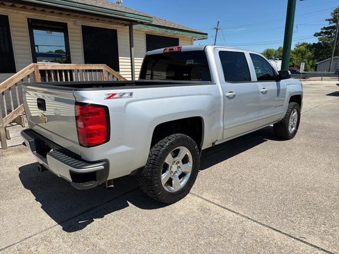 Used 2017 Chevrolet Silverado 1500 LT w/ All Star Edition AWD/4WD image 8