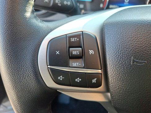 Certified 2023 Ford Explorer XLT image 17