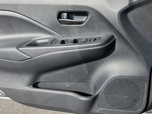 Used 2025 Nissan Versa S image 33