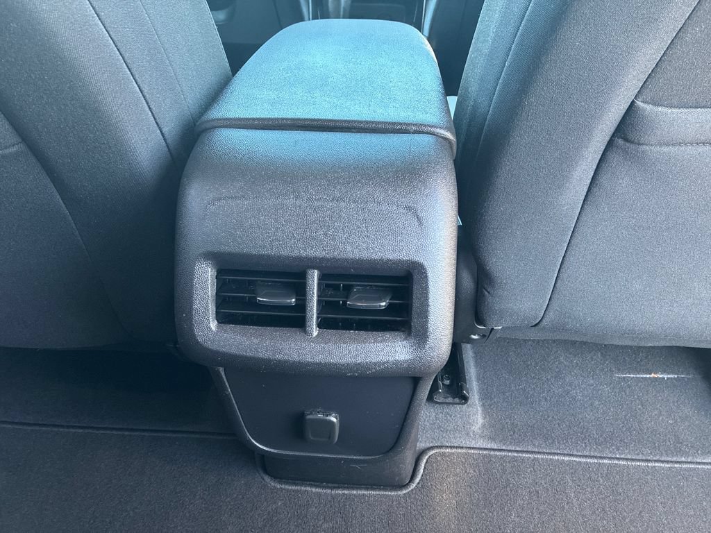 Used 2018 Chevrolet Equinox LT AWD/4WD image 34