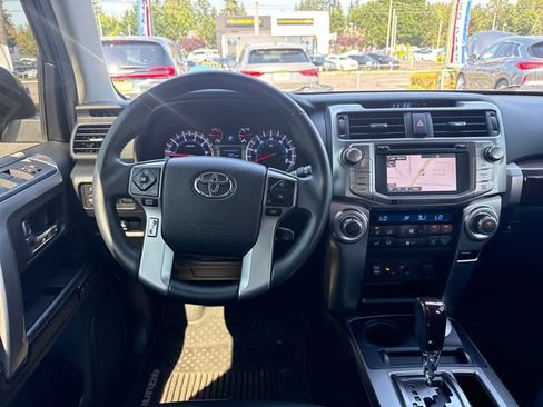 Used 2017 Toyota 4Runner Limited AWD/4WD image 21