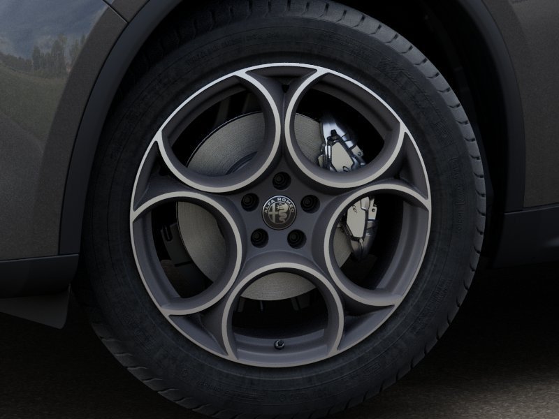 New 2025 Alfa Romeo Stelvio Sprint AWD/4WD image 4