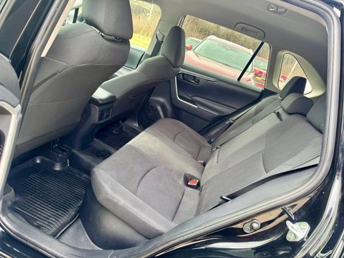 Used 2019 Toyota RAV4 LE image 26