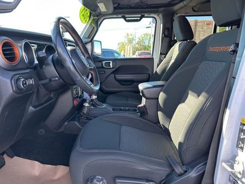 Used 2021 Jeep Gladiator Mojave image 12