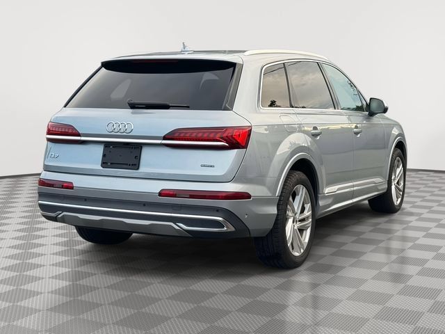 Used 2024 Audi Q7 3.0T Premium Plus AWD/4WD image 6
