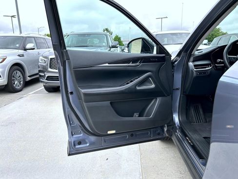 Used 2023 INFINITI QX60 Sensory w/ Vision Package AWD/4WD image 9