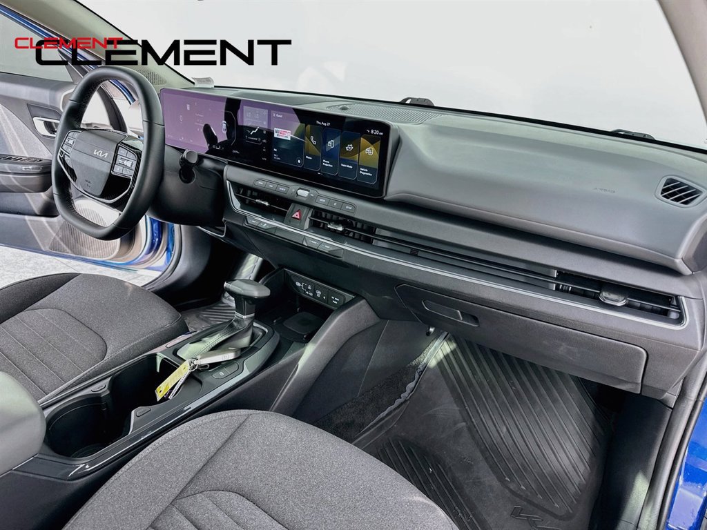 Used 2025 Kia K4 EX FWD image 39