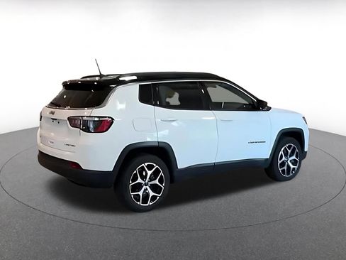 Used 2025 Jeep Compass Limited AWD/4WD image 7
