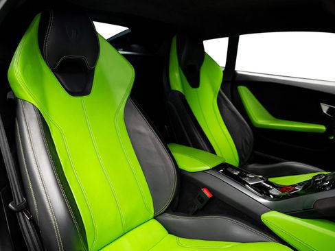 Used 2015 Lamborghini Huracan LP 610-4 AWD/4WD image 34
