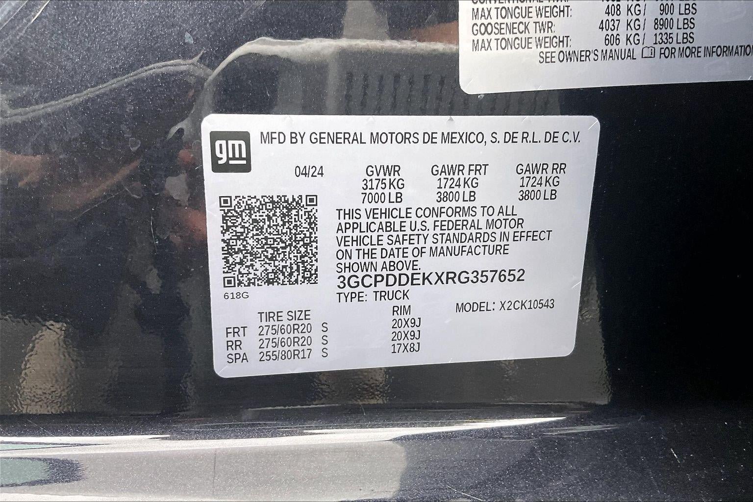 Used 2024 Chevrolet Silverado 1500 LT AWD/4WD image 31