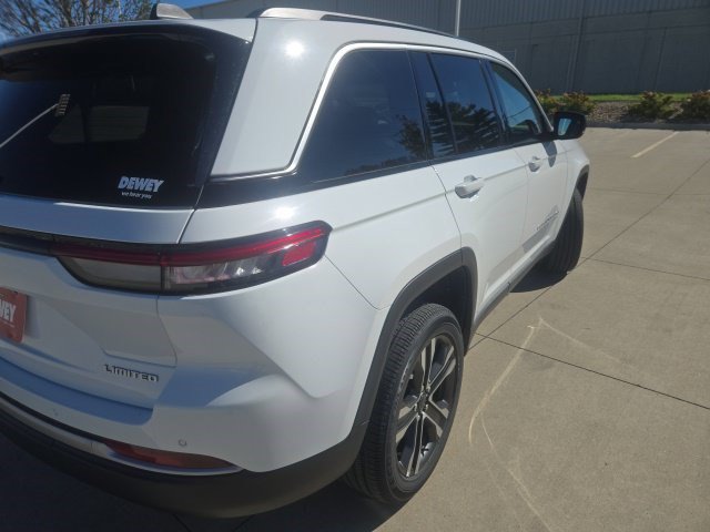 New 2027 Jeep Grand Cherokee Limited AWD/4WD image 21