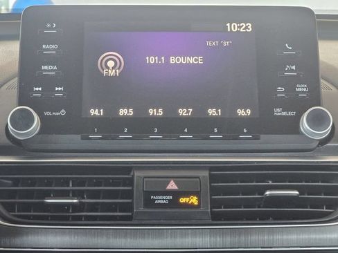 Used 2018 Honda Accord LX image 11